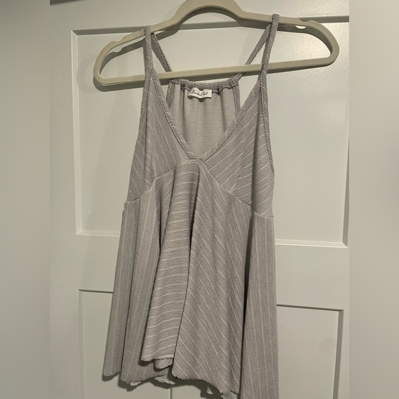 BUCKETLIST Tops - Gray Baby Doll Style BucketList Tank Size Small